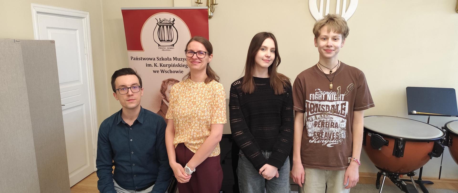 Osoby wymienione w opisie pod zdjęciem.