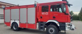 Nowy samochód ratowniczo - gaśniczy