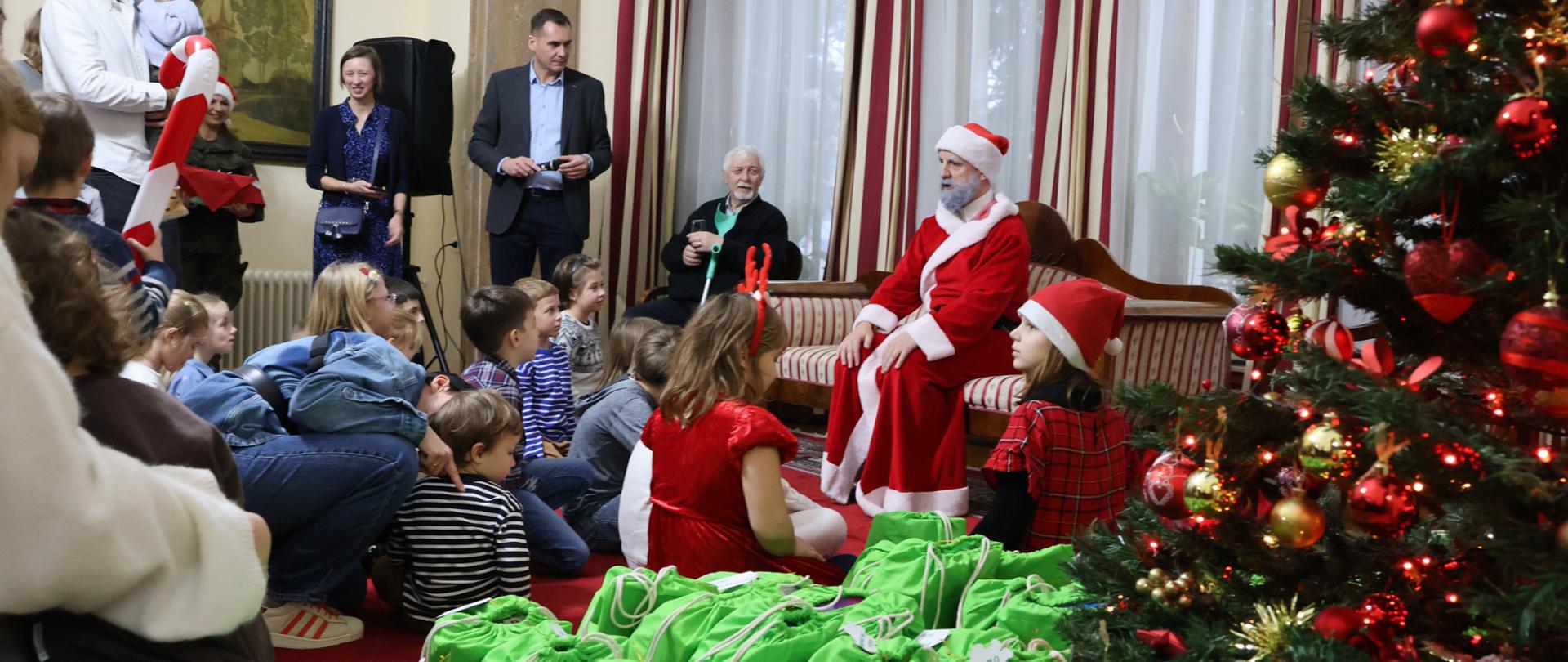 Mikołajki 2025 r. w Ambasadzie RP w Bukareszcie