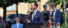 Na zdjęciu Burmistrz Miasta Rypin - Paweł Grzybowski w trakcie okolicznościowego przemówienia.
