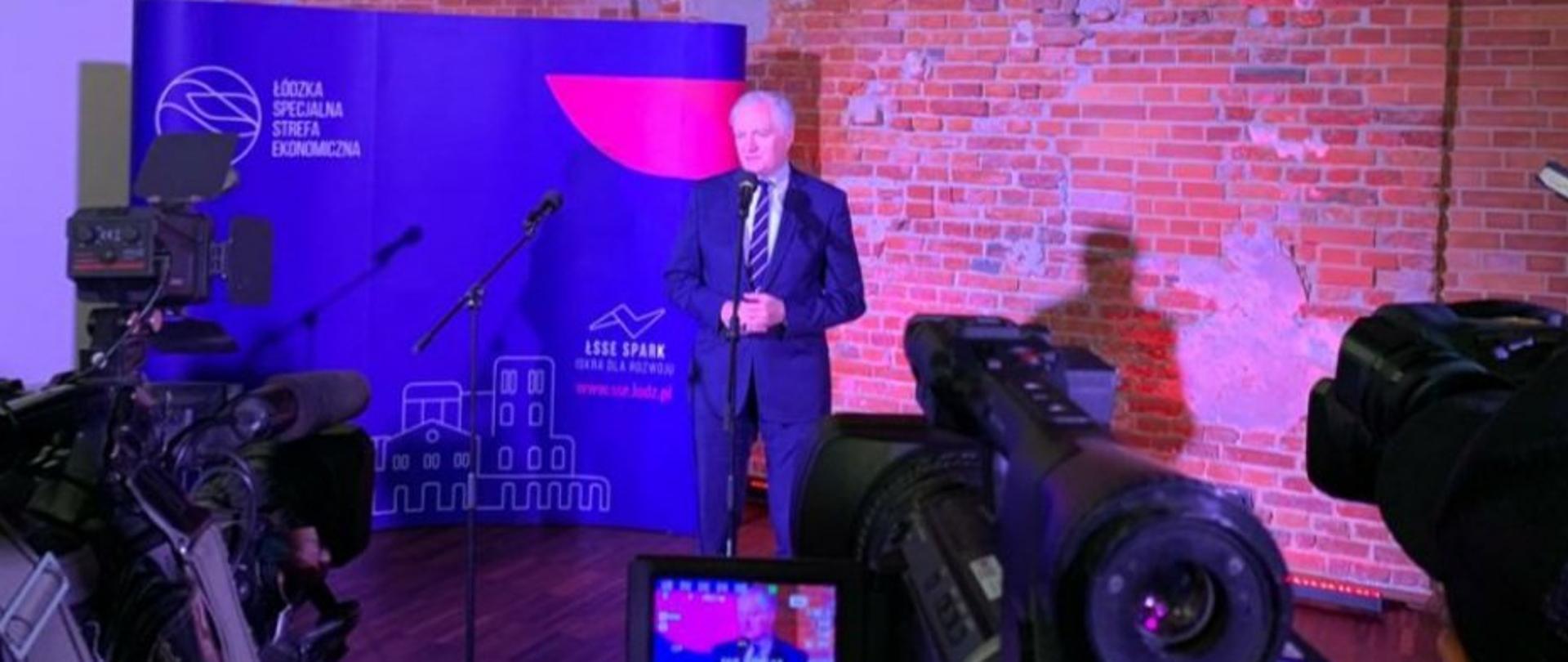 Premier Jarosław Gowin spotkał się z nowymi inwestorami w Łódzkiej Specjalnej Strefie Ekonomicznej