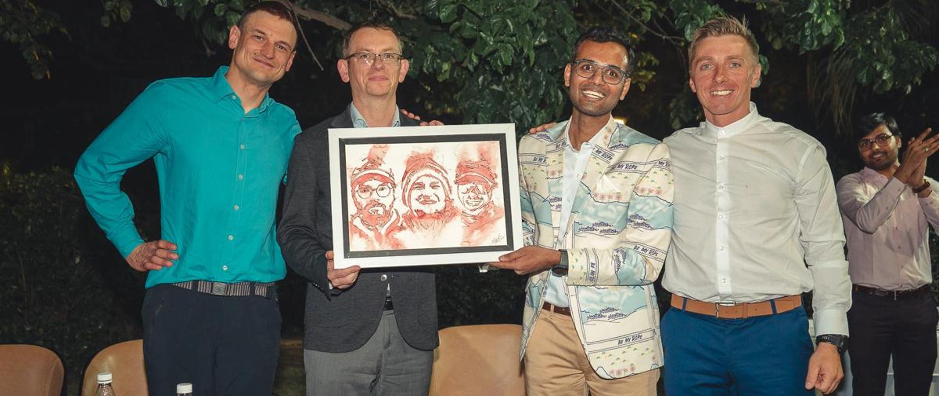 Honouring the Heroes