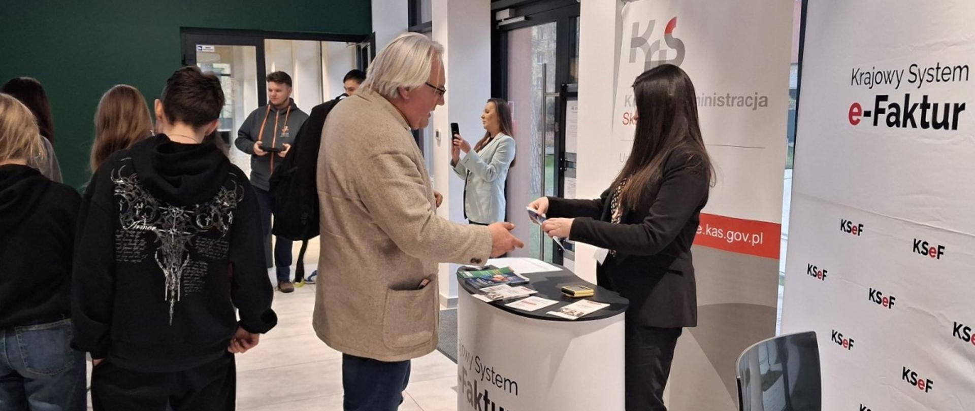 Stoisko informacyjno-promocyjne