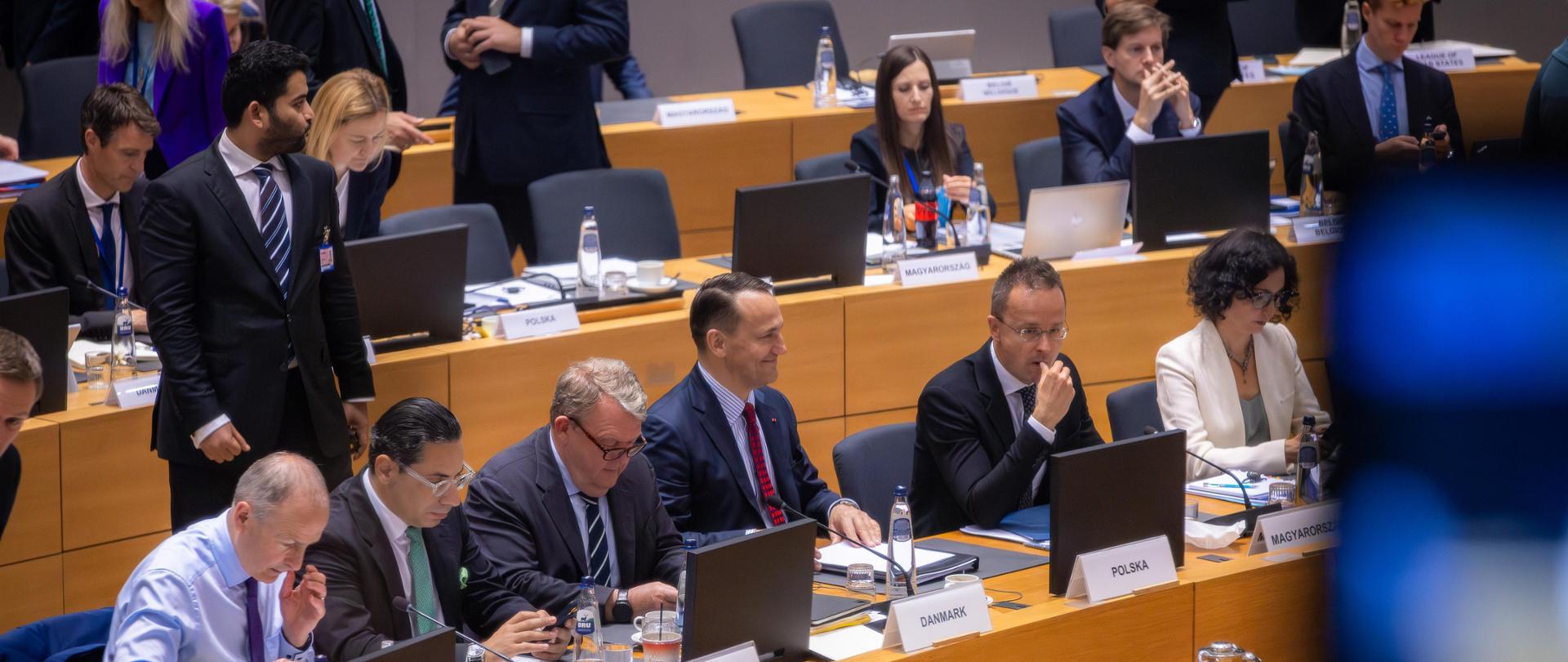Minister Radosław Sikorski takes part in Foreign Affairs Council session in Brussels