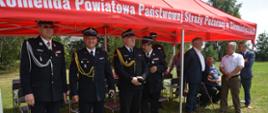 Obchody 100-lecia Ochotniczej Straży Pożarnej w Siemichoczach- na zdjęciu zaproszeni goście.