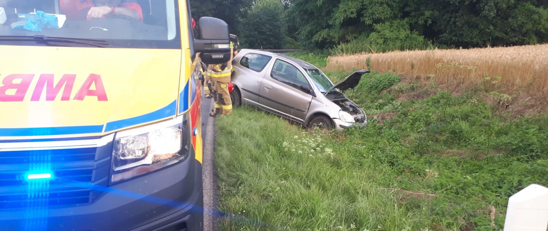 Kolizja samochodu osobowego w Olszy