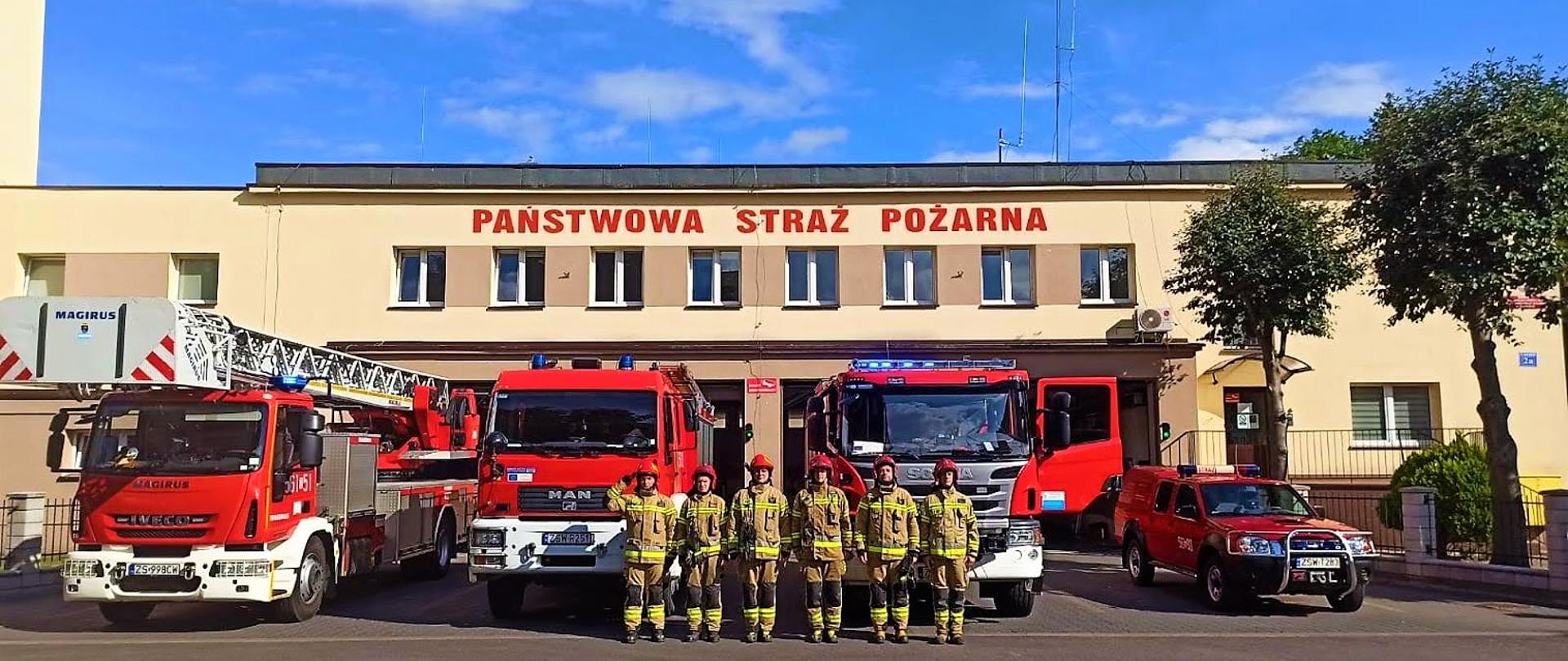 Strażacy uczcili 77. rocznicę wybuchu Powstania Warszawskiego