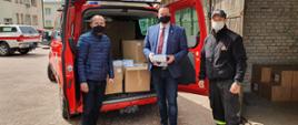 Przekazanie maseczek do Starostwa Powiatowego w Mońkach
