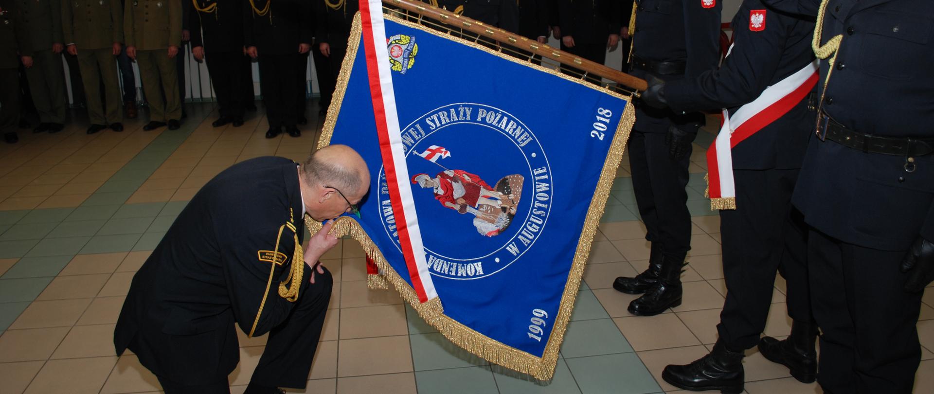 Apel z okazji przejścia na zaopatrzenie emerytalne Komendanta Powiatowego