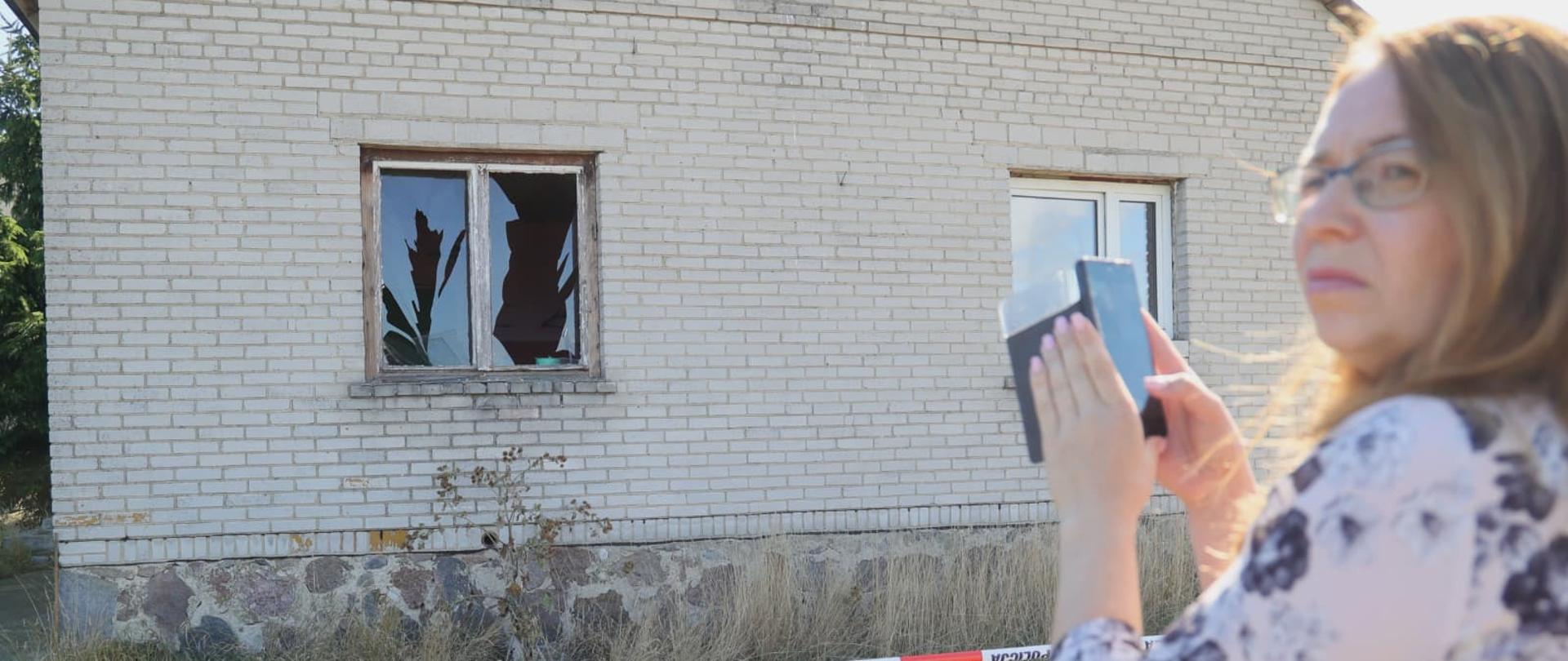 Na miejsce zdarzenia udali się pracownicy Wydziału Polityki Społecznej Lubelskiego Urzędu Wojewódzkiego. Wizytowali oni gospodarstwa poszkodowanych rodzin, a także szacowali straty.
