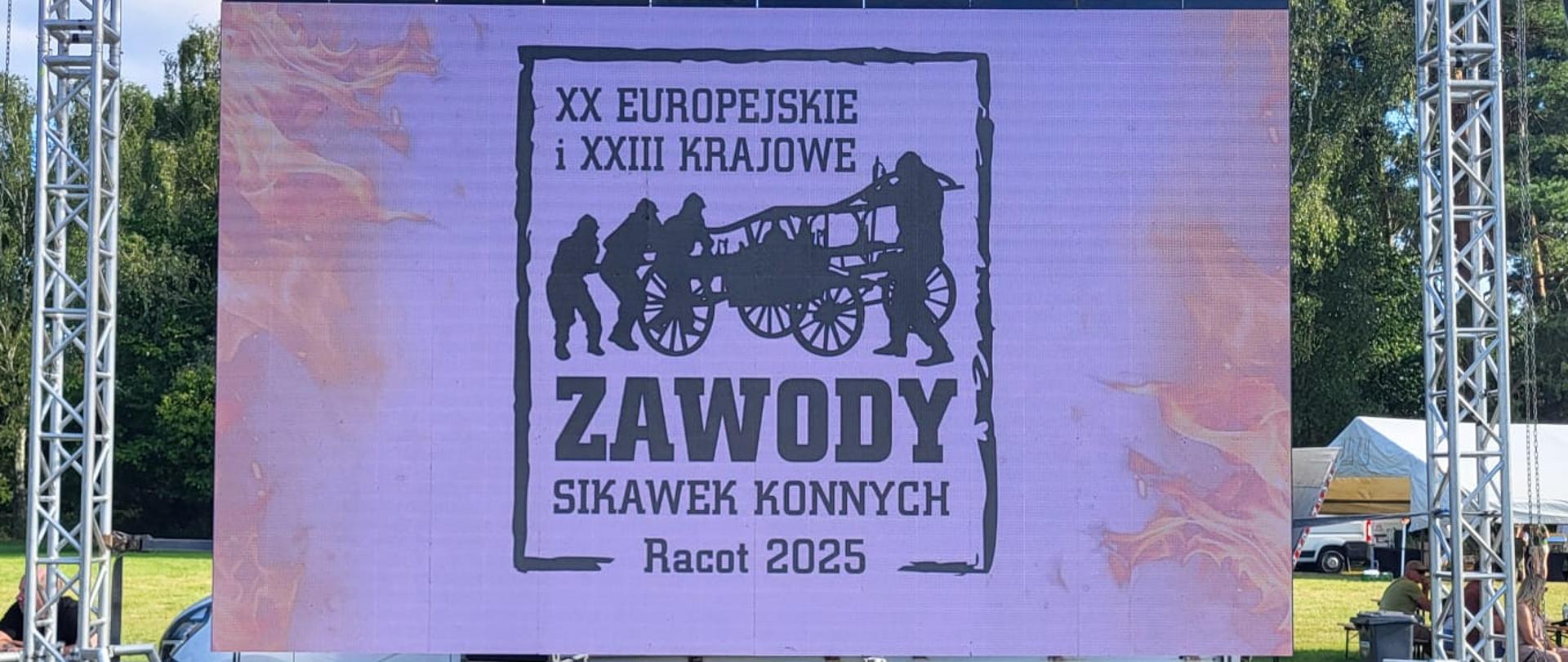 XX Europejskie i XXIII Krajowe Zawody Sikawek Konnych. Strażacy podczas zawodów sikawek konnych, prezentują swoje historyczne sikawki konne, stare mundury, drużyny otrzymują dyplomy, puchary i nagrody.