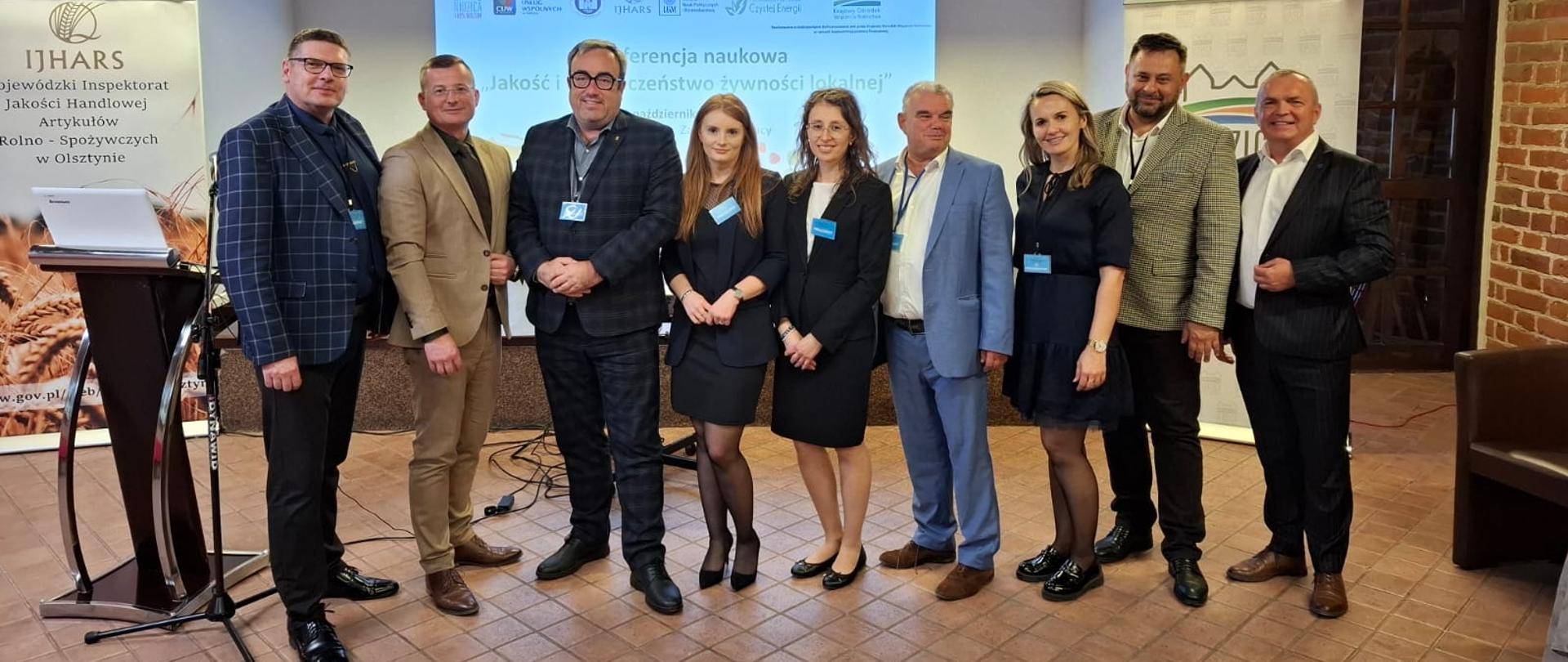 Organizatorzy konferencji wraz z prelegentami