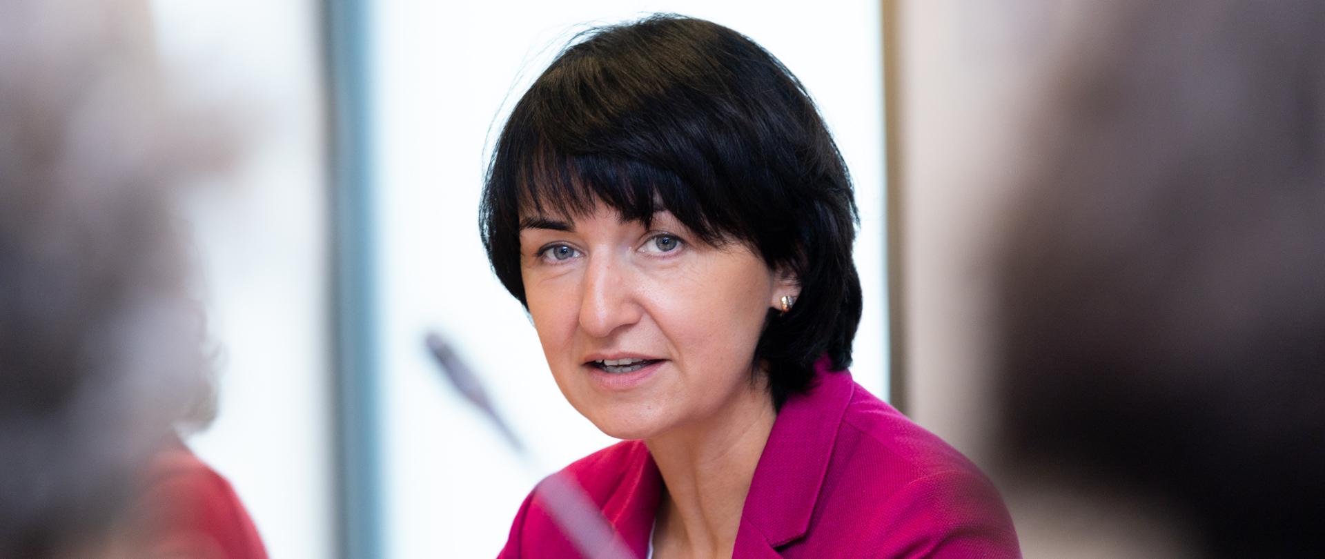 Meeting of Advisory Legal Committee