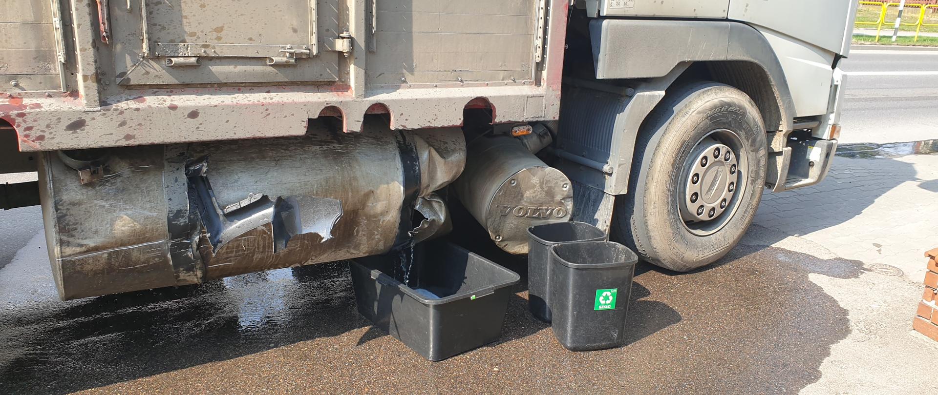 Rozszczelniony zbiornik na olej napędowy