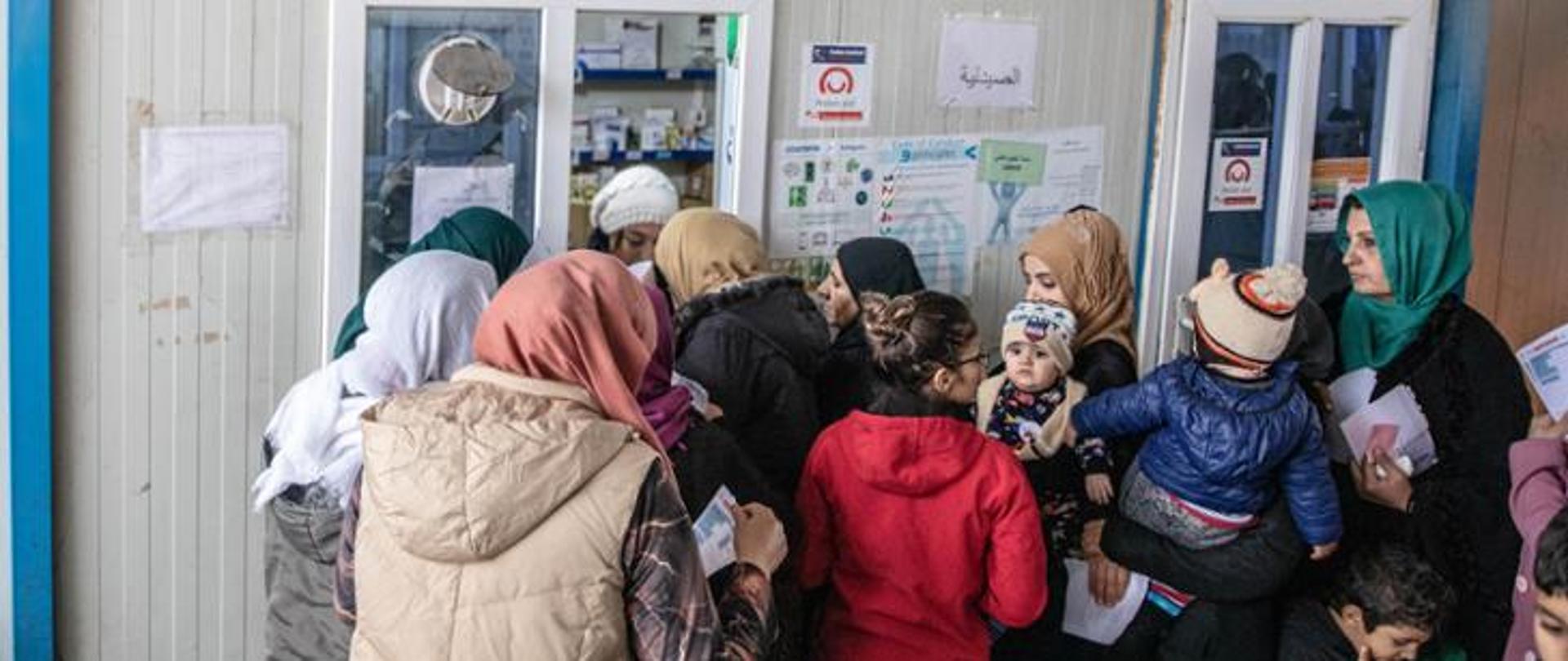 Supporting the development of basic medical care and immediate assistance, improving hygiene conditions and medical education for refugees, IDPs and local community in the Diyala province
