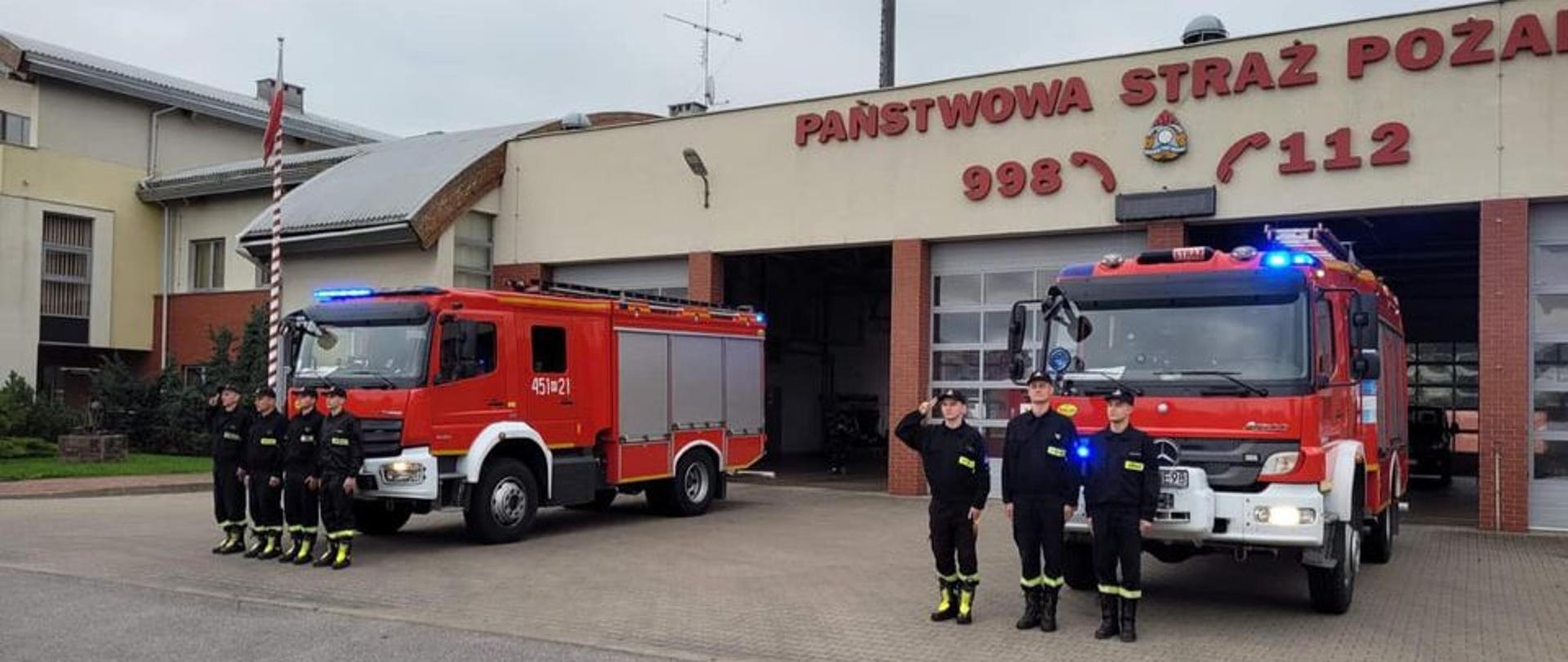 Funkcjonariusze KP PSP w Grójcu oddali hołd tragicznie zmarłemu druhowi