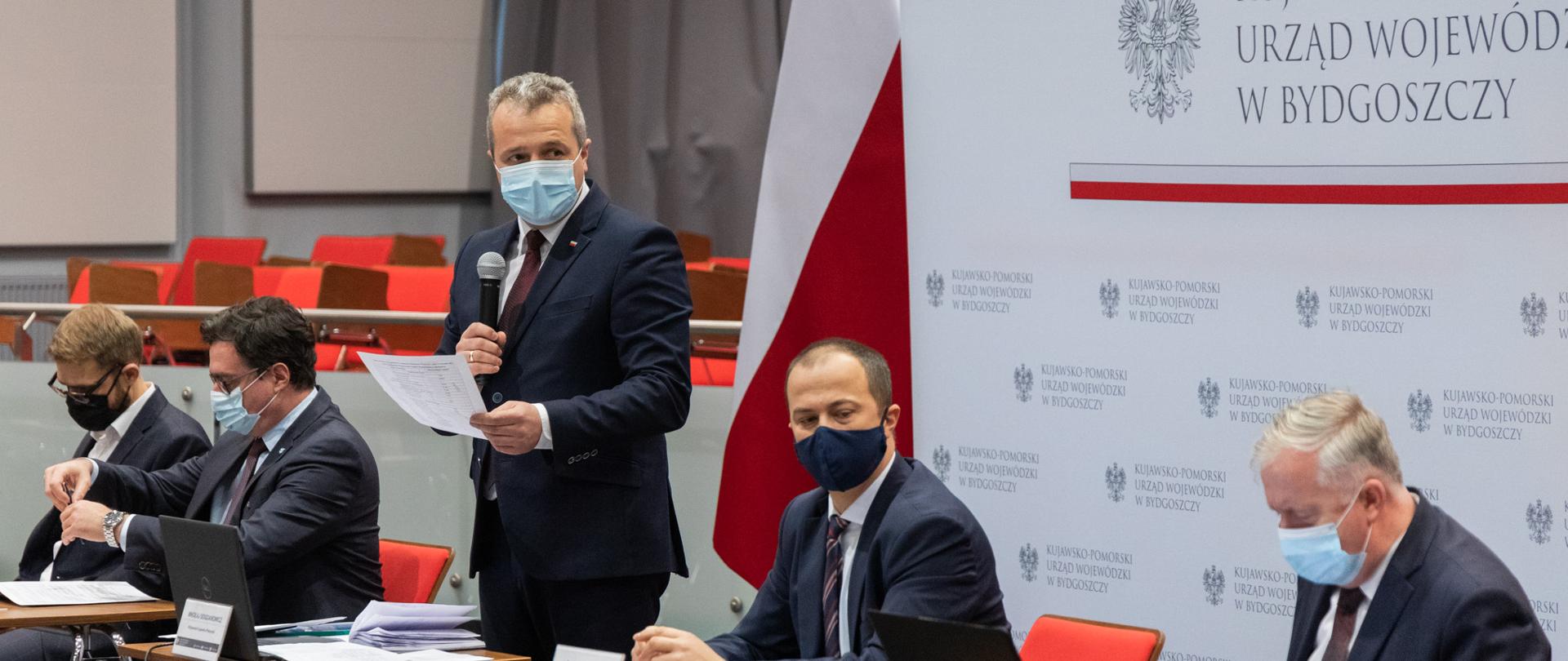 Wojewoda podczas pierwszego posiedzenia Rady Partnerstw Wodnych Województwa Kujawsko-Pomorskiego.