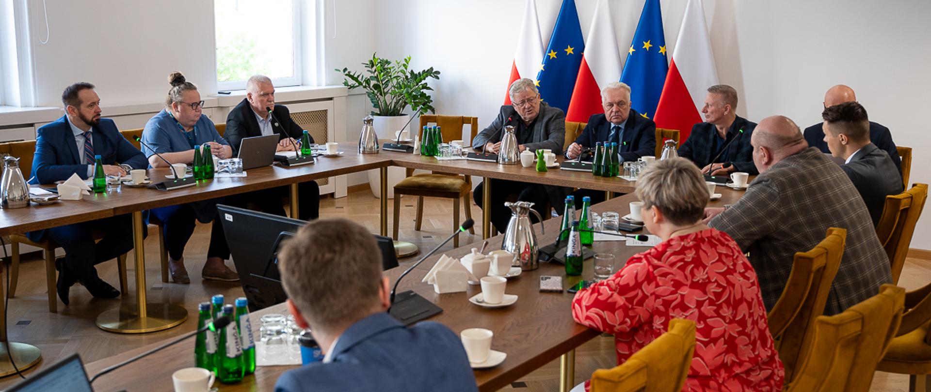 Posiedzenie Zespołu Zarządzania Kryzysowego (fot. MRiRW)