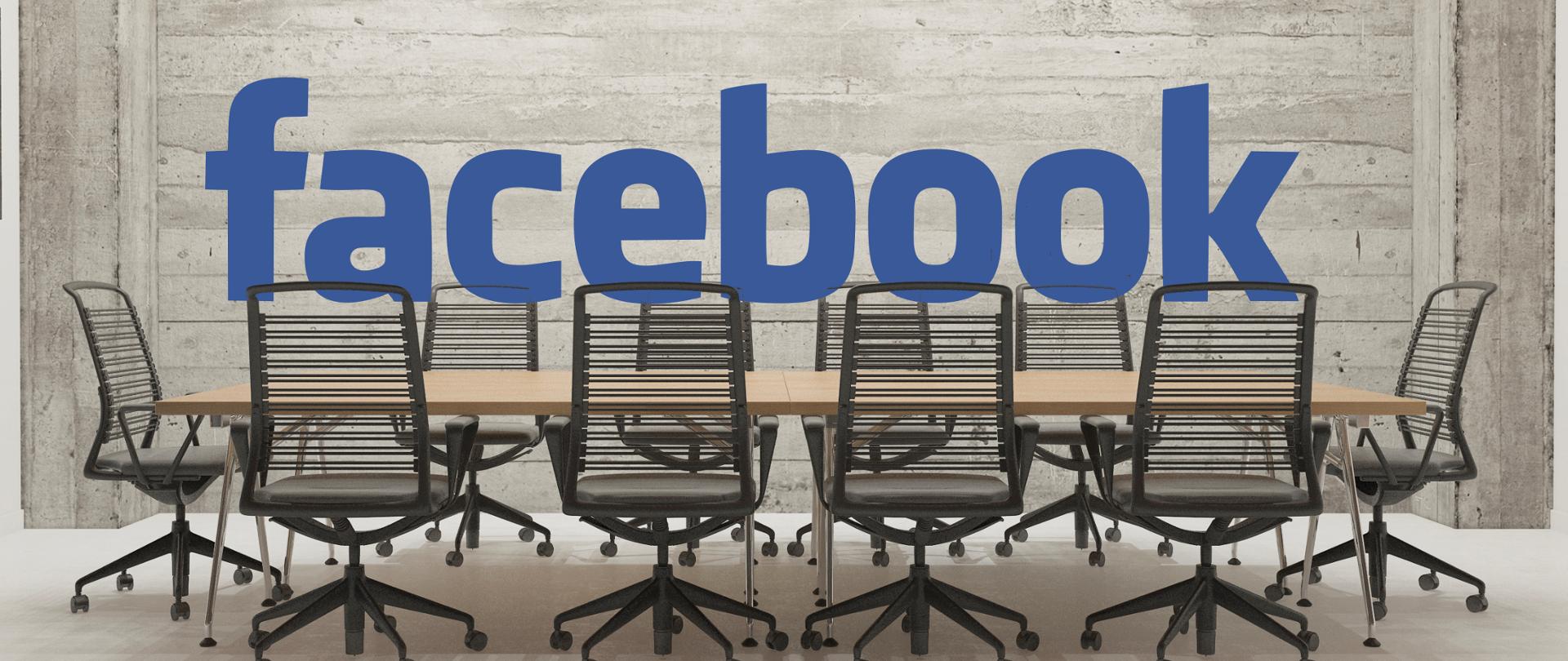 Grafika na której widoczny jest długi stół z krzesłami, w nowoczesnej sali konferencyjnej. Nad stołem widnieje duży granatowy napis - logo "FACEBOOK". 