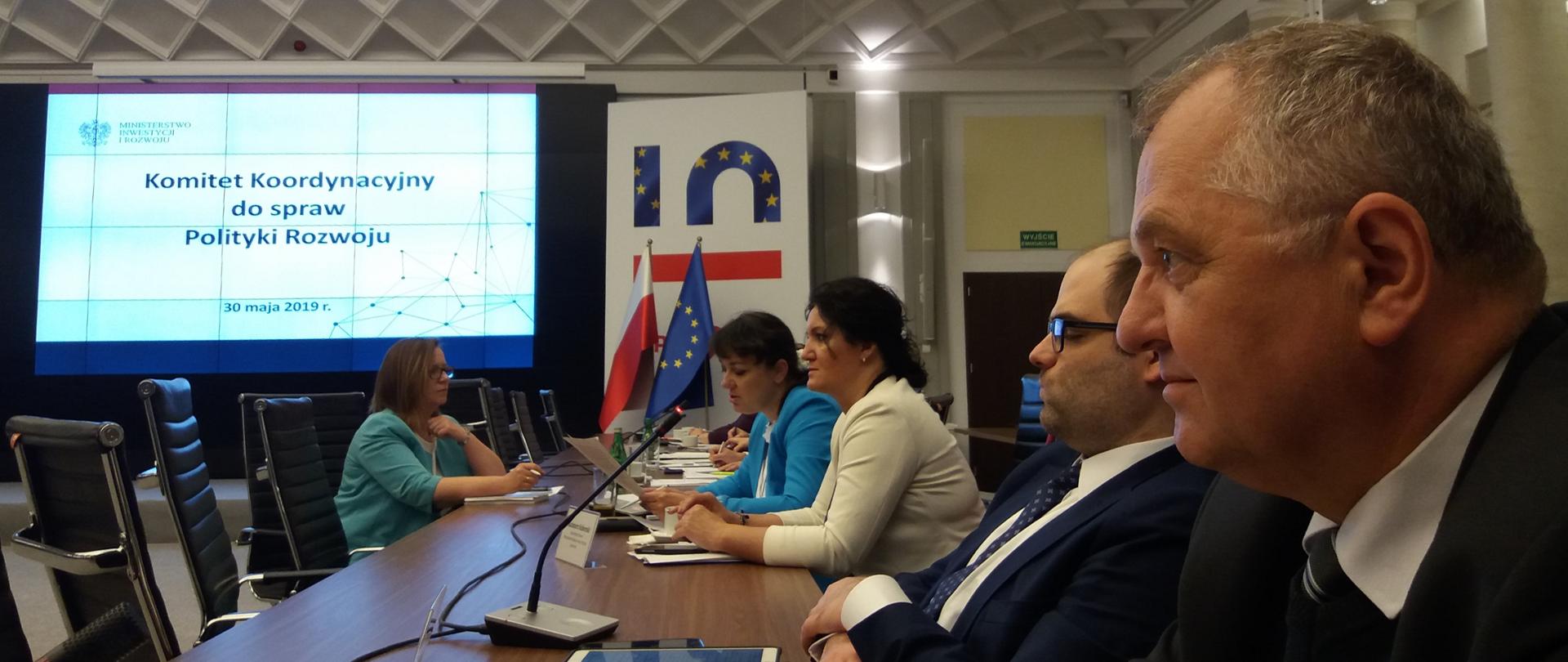 Wiceminister R. Zarudzki podczas posiedzenia Komitetu Koordynacyjnego ds. Polityki Rozwoju