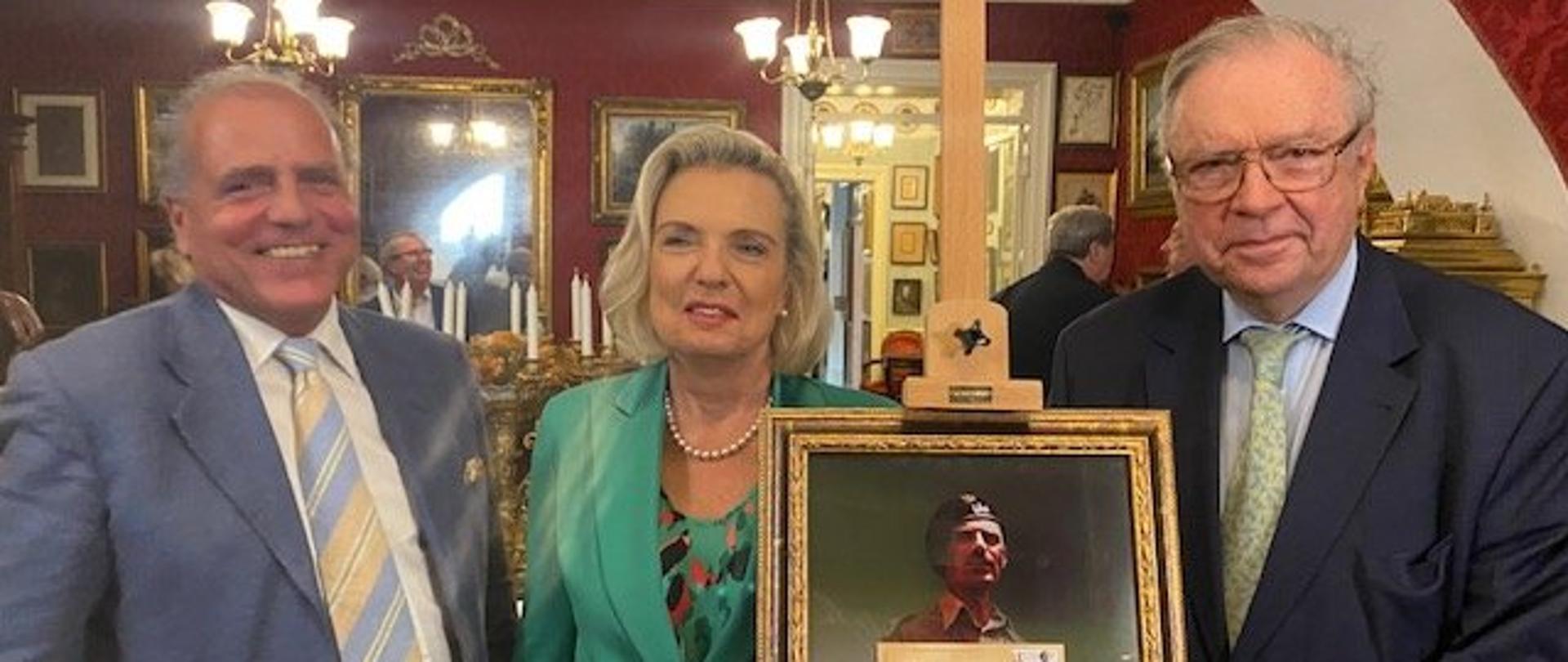 Inaugurazione di un ricordo dedicato al generale Władysław Anders nell’Antico Caffè Greco a Roma