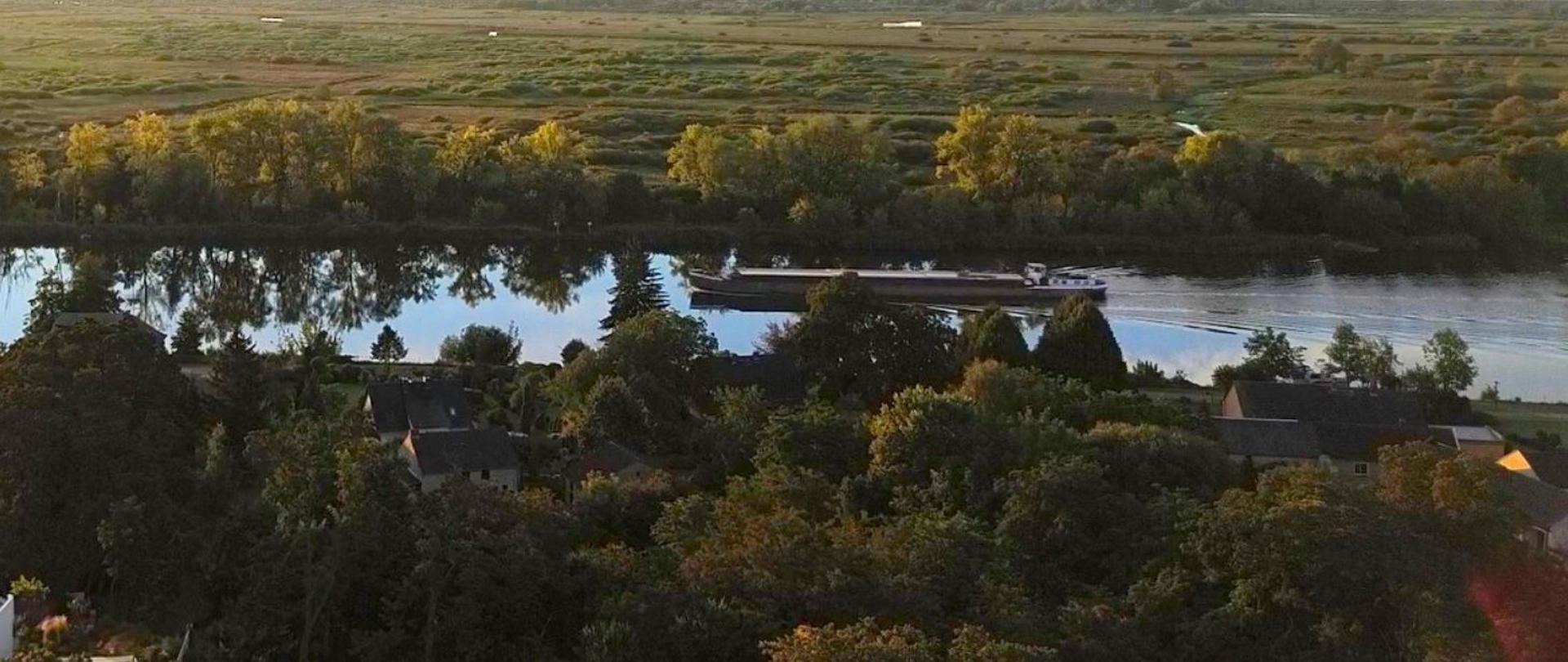 na zdjęciu widoczna jest panorama Odry.