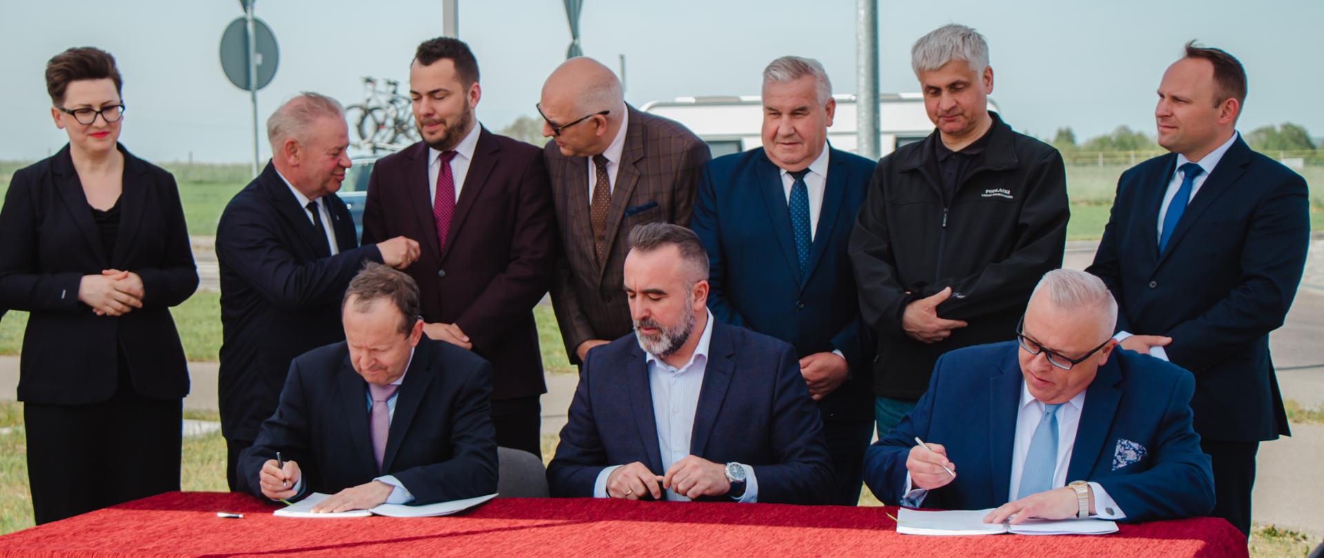 Podpisanie umowy na budowę obwodnicy Łomży