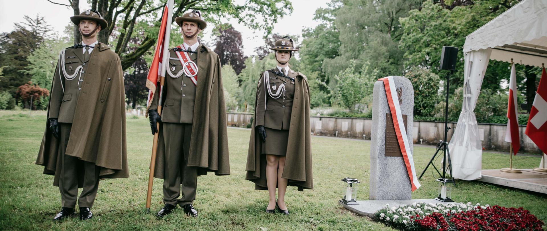 Odsłonięcie pomnika w Biel