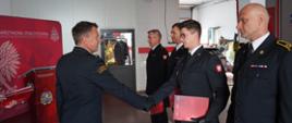 Wręczenie aktów mianowania na wyższe stanowiska służbowe w KP PSP w Rawiczu 
