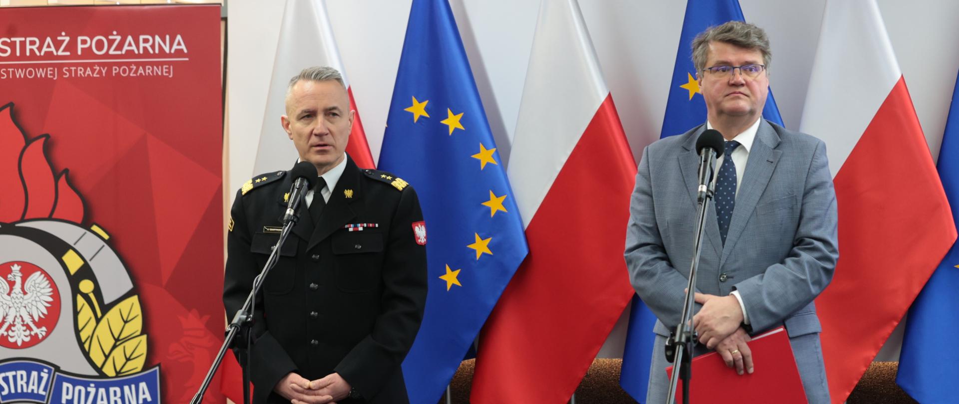 Minister i Komendant Główny podczas konferencji