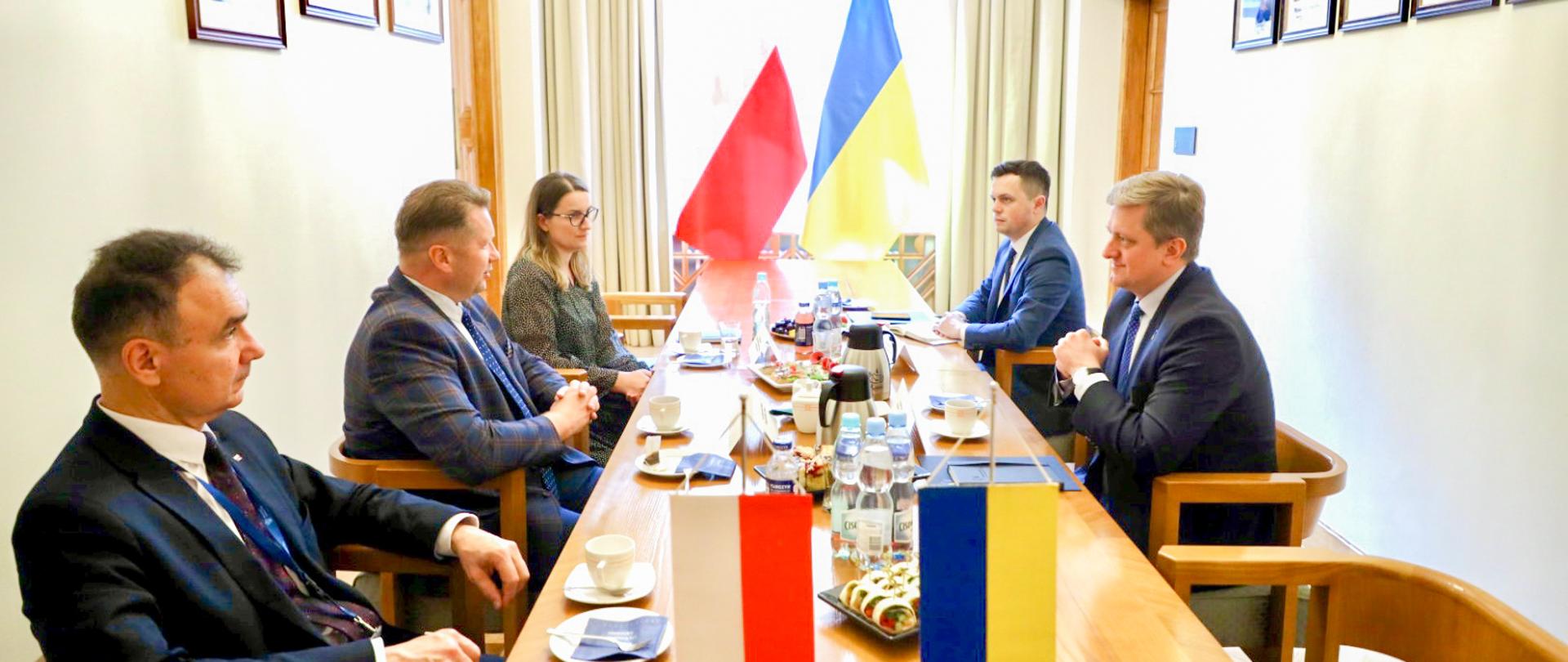 Spotkanie Ministra Edukacji i Nauki z Ambasadorem Ukrainy w Polsce