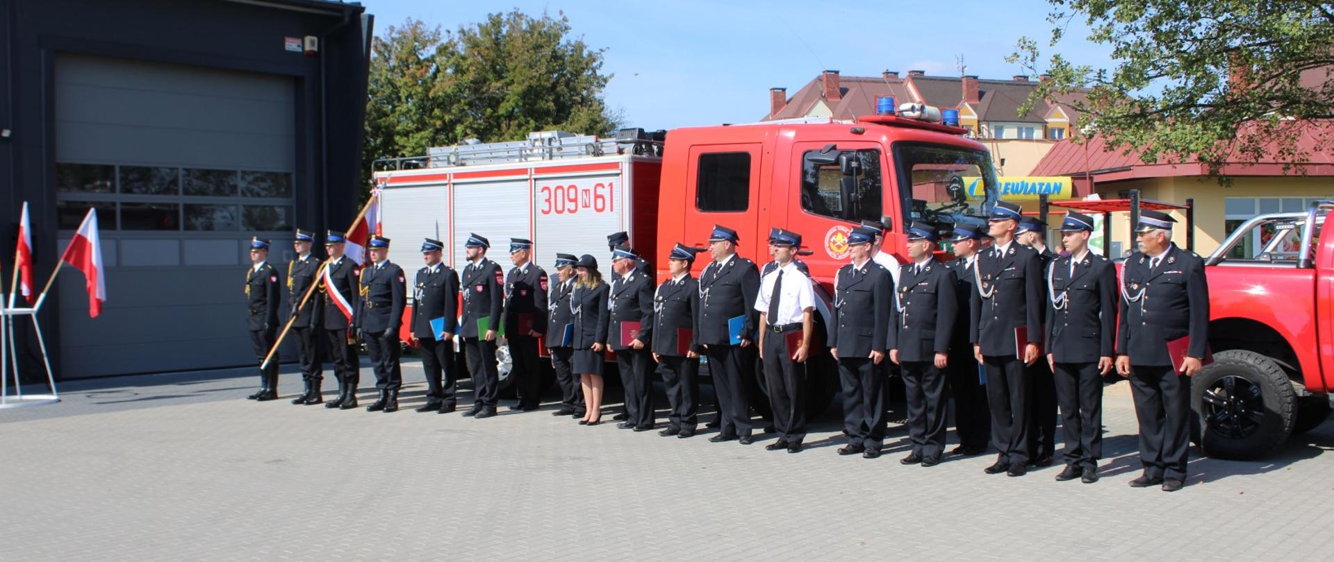 Uroczyste przekazanie pojazdów i sprzętu Jednostkom Ochrony Przeciwpożarowej oraz podsumowanie konkursu WFOŚiGW w Olsztynie „MAŁY STRAŻAK”