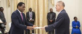 Ambassador Adam Burakowski presents credentials in Zambia