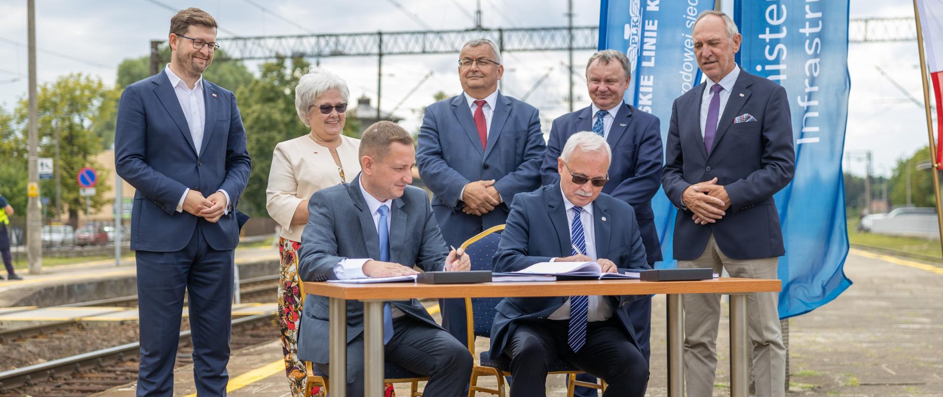 Podpisanie umowy na modernizację stacji kolejowej Ostróda
