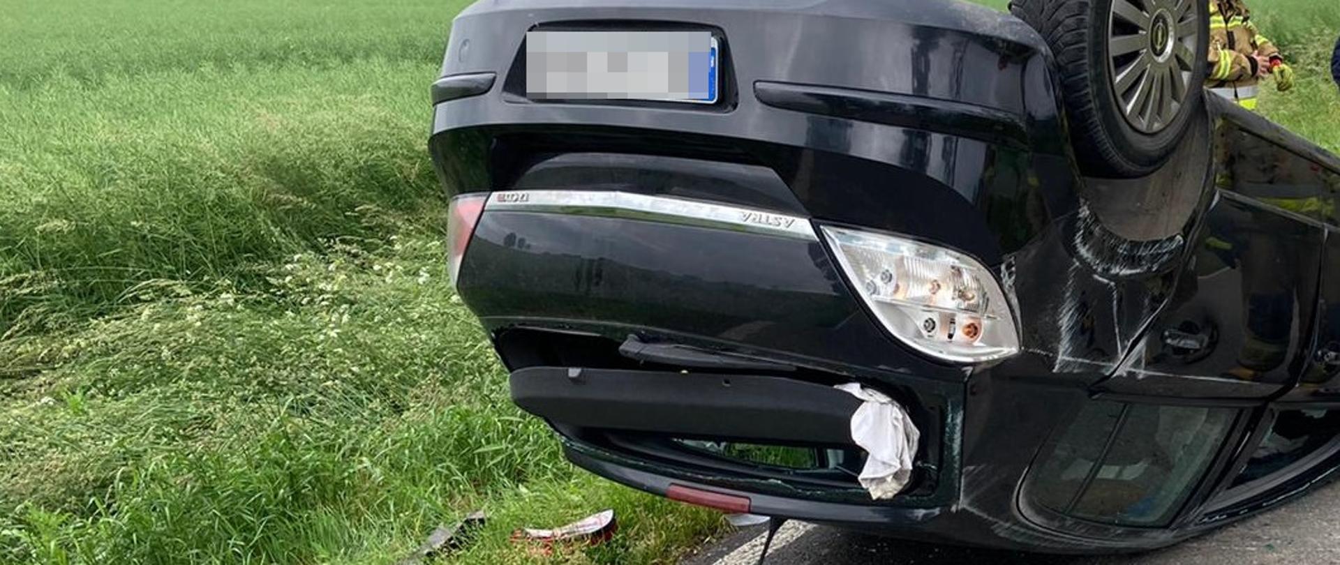 Dachowanie samochodu we Władysławowie 