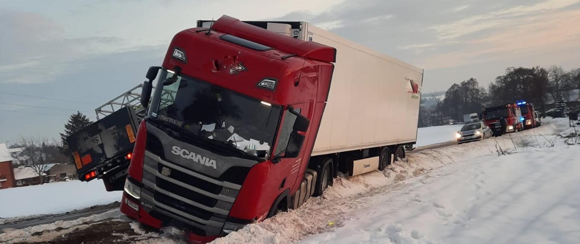 Wypadek drogowy w miejscowości Rosiejów