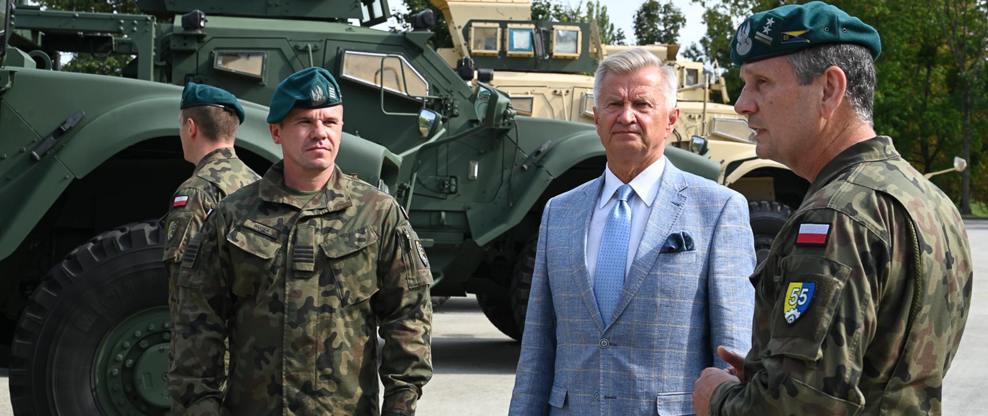 21 sierpnia 2025 r. Wiceminister Obrony Narodowej Stanisław Wziątek wizytował garnizon Opole - był na Górze Świętej Anny i w 10 Opolskiej Brygadzie Logistycznej.