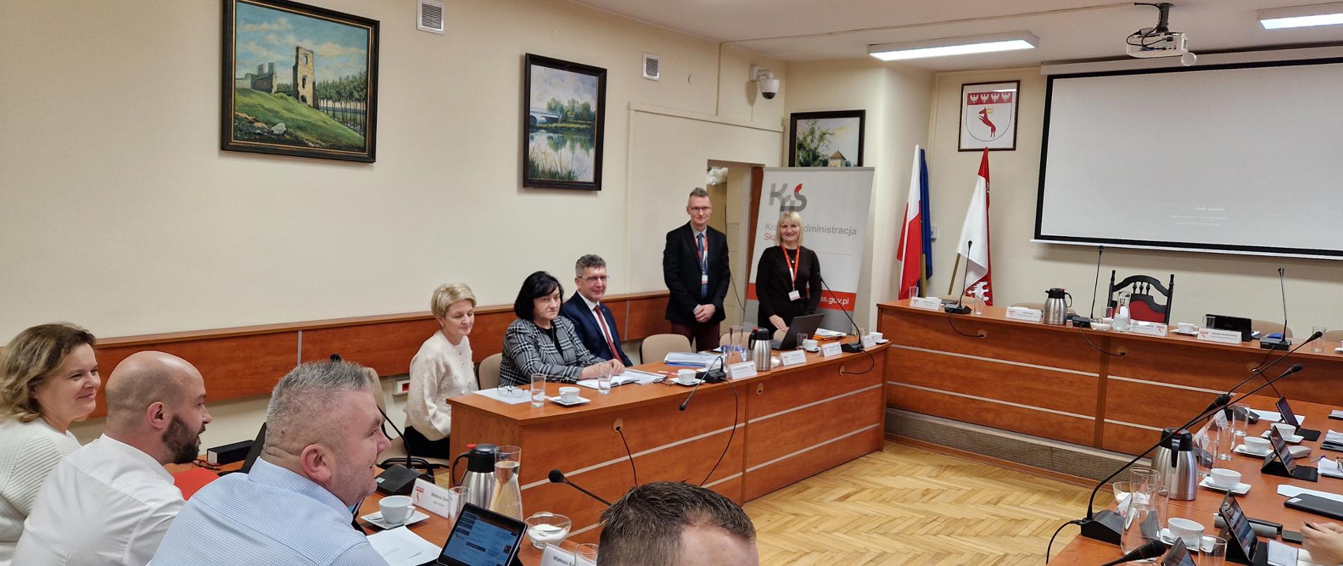 Spotkanie informacyjne z pracownikami Urzędu Skarbowego w Jędrzejowie