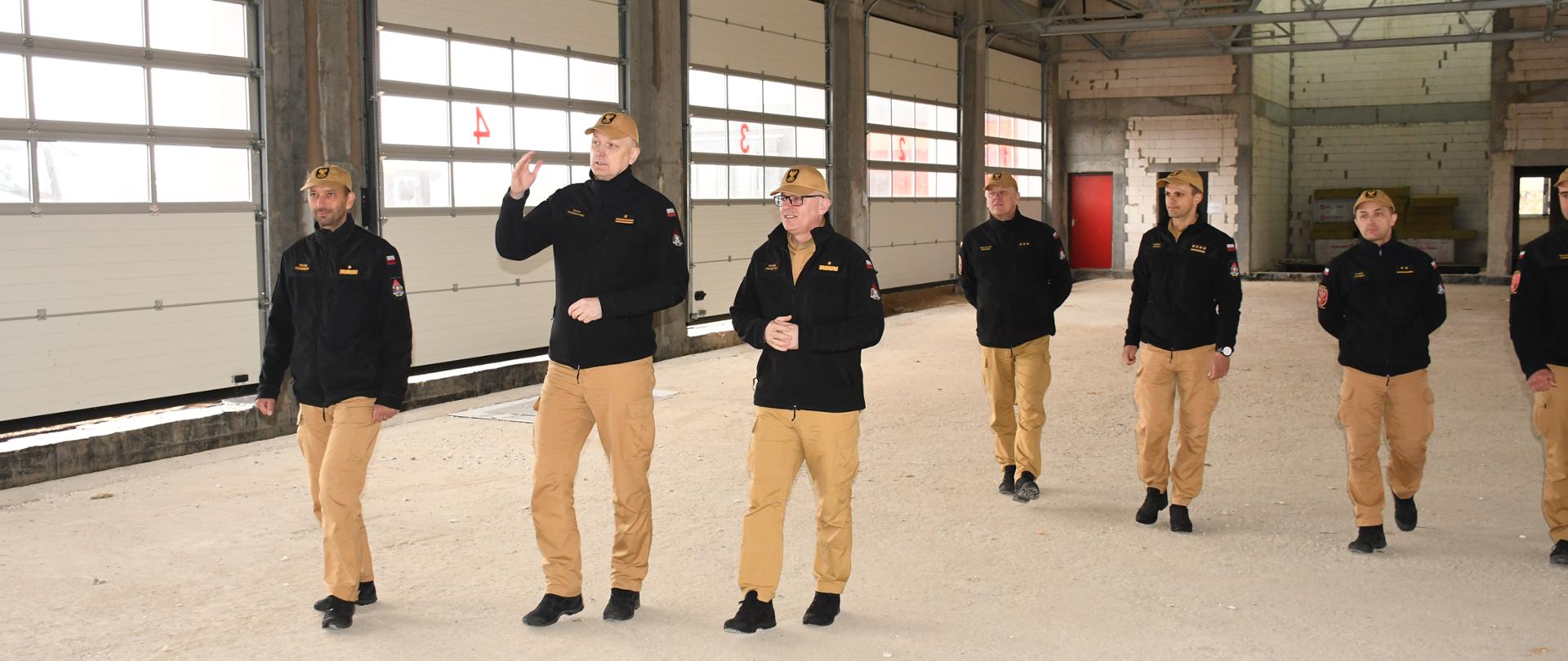 Nadbryg. Paweł Frysztak Zastępca Komendanta Głównego PSP wizytował budowę nowej siedziby KP PSP Ostróda wraz z jednostką ratowniczo-gaśniczą