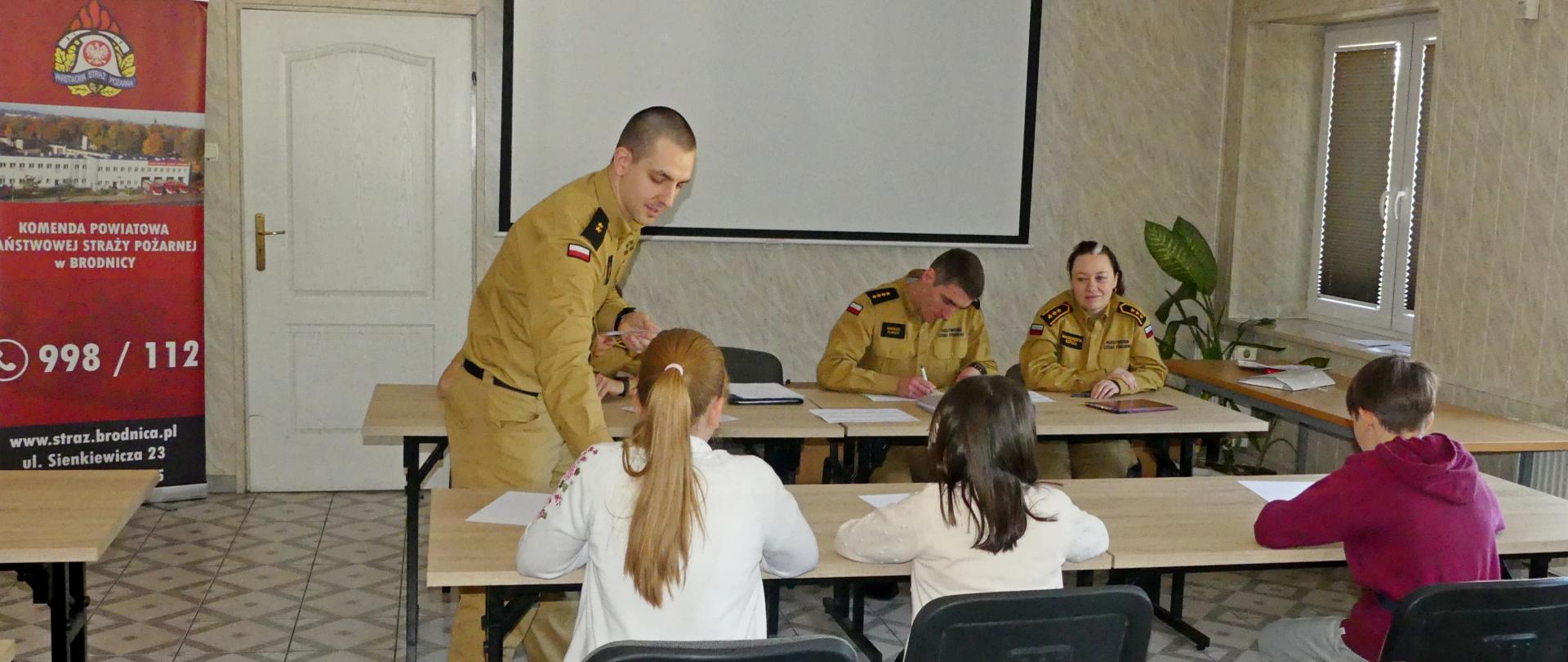 Eliminacje Powiatowe Ogólnopolskiego Turnieju Wiedzy Pożarniczej "Młodzież zapobiega pożarom"