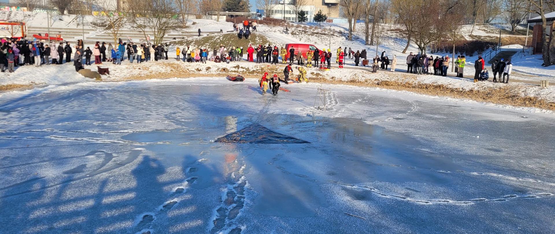 Pokazy w ramach akcji "Bezpieczne ferie"