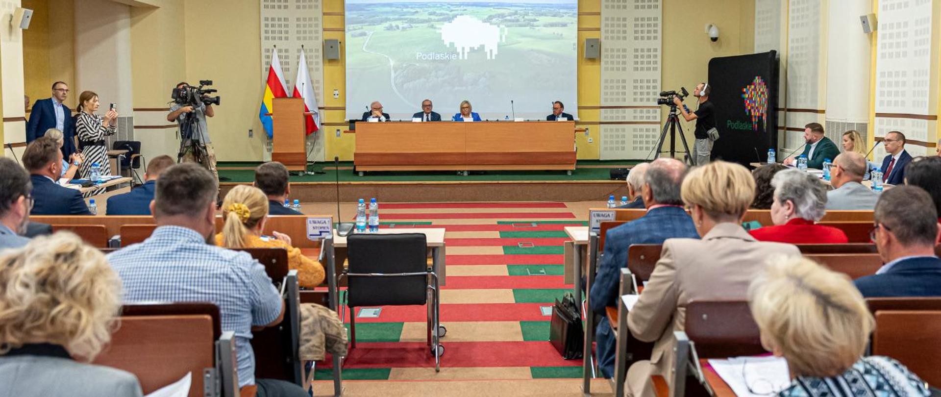 Komisja Mniejszości Narodowych i Etnicznych obraduje w woj. podlaskim