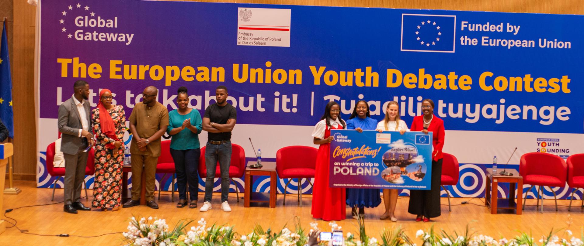 3 top winners of the EU Youth Debate Contest won a study visit to Poland