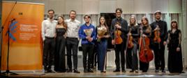 Pamiątkowa fotografia laureatów XXII Międzynarodowego Konkursu Muzyki Kameralnej 