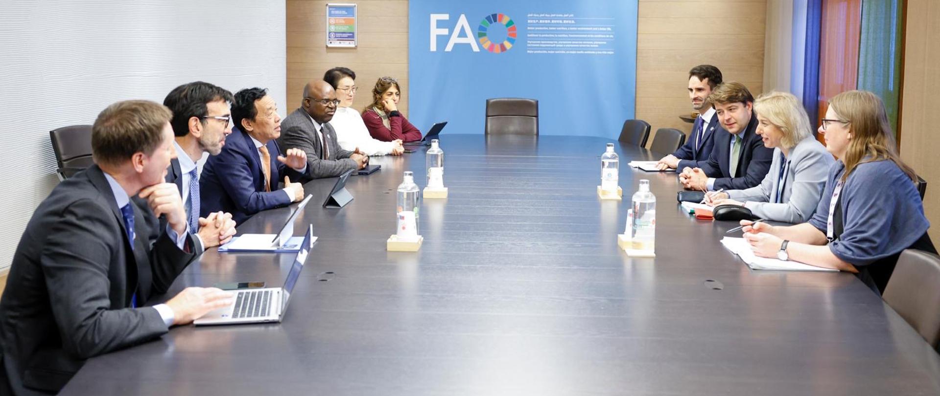 Rozmowy polskiej delegacji z MSZ i MRiRW z Dyrektorem Generalnym FAO 