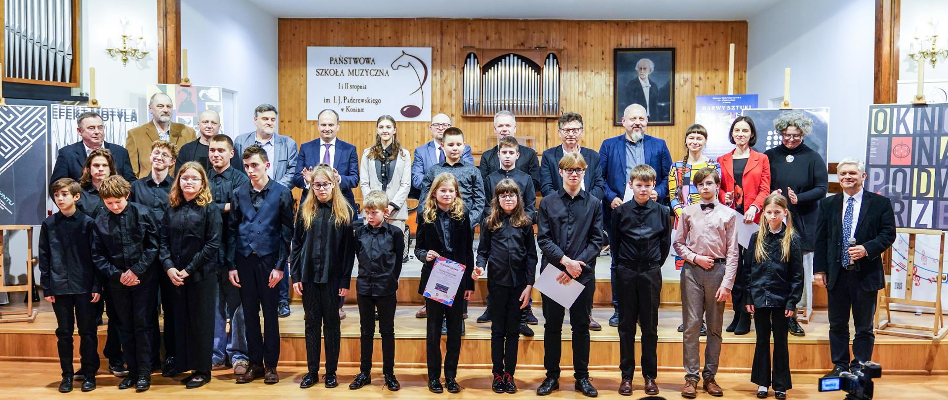 Barwy sztuki - panorama