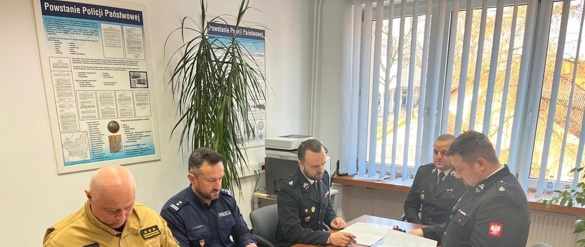 orozumienie służb w powiecie suskim.