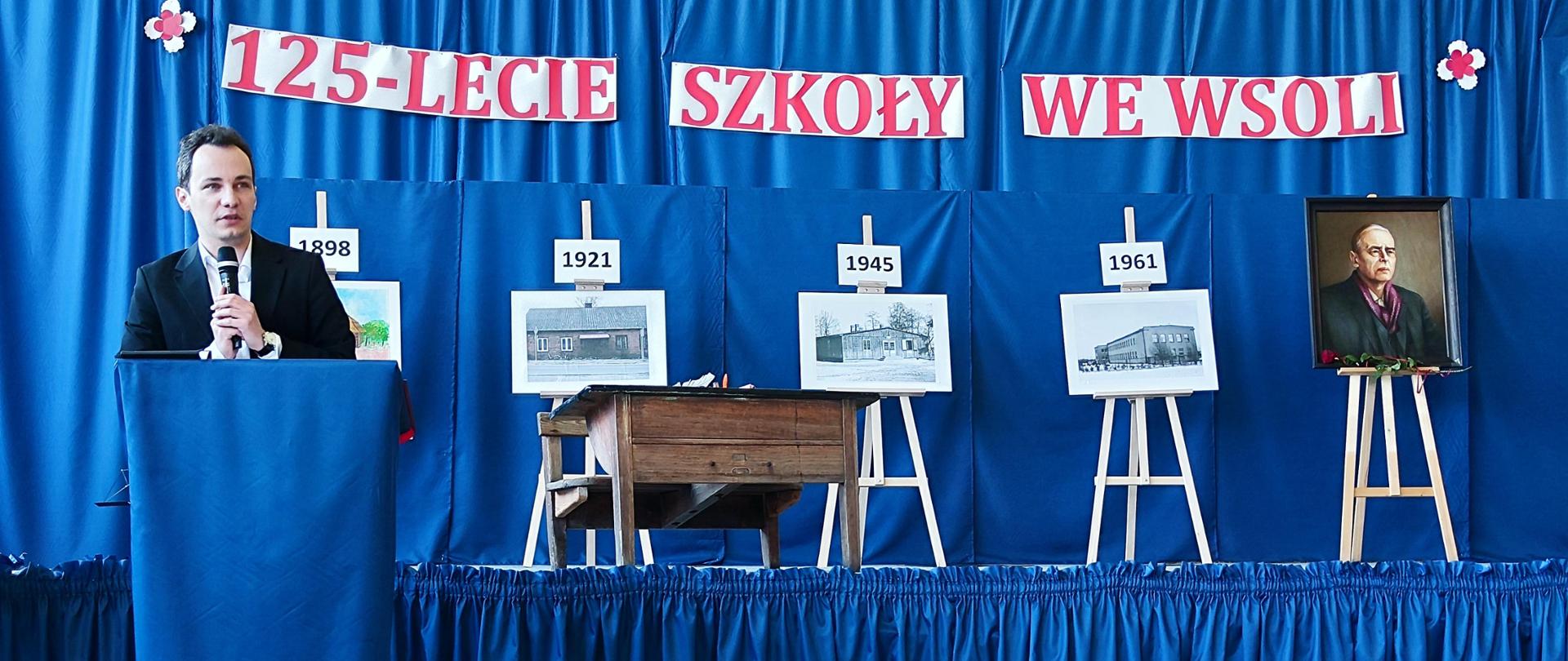 Na zdjęciu widać mężczyznę