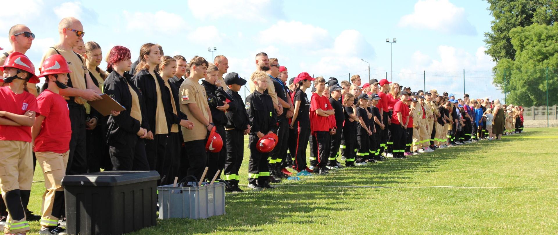Drużyny podczas odprawy