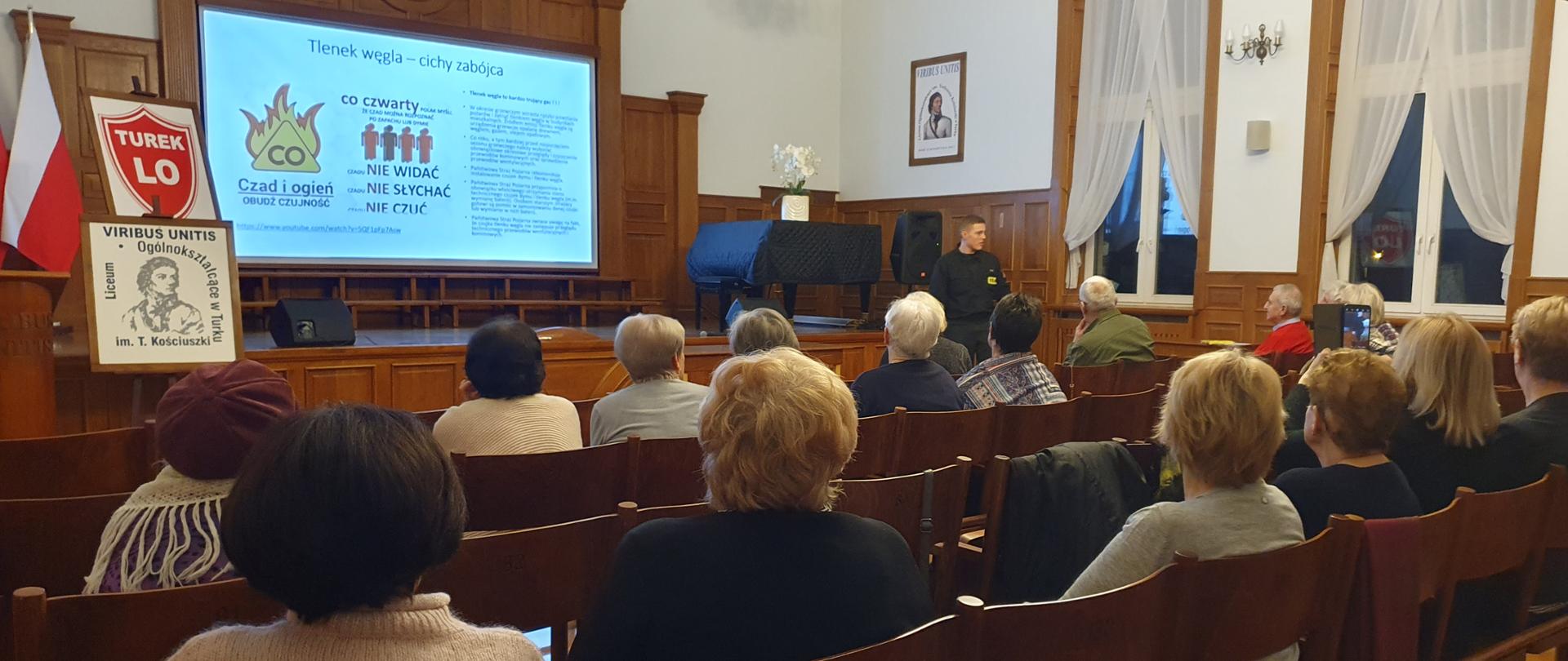 SPOTKANIE Z SENIORAMI-STUDENTAMI